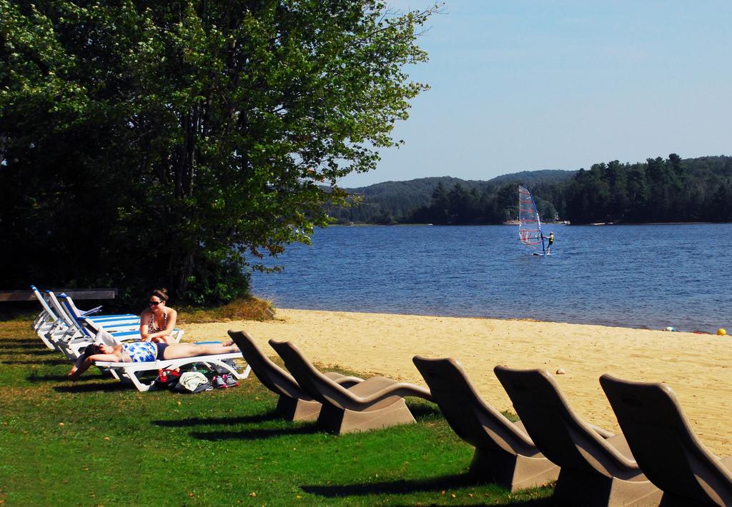 The Pines Cottage Resort Oxtongue Lake Zewnętrze zdjęcie